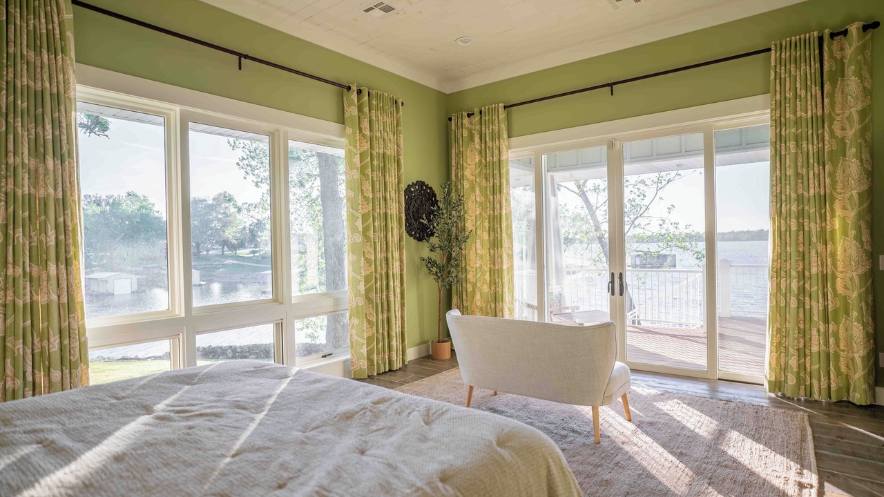 Photo of Bedroom in Grove