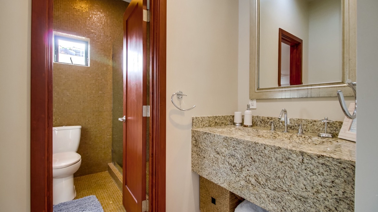 Photo of Bathroom in Sunset Cliffs