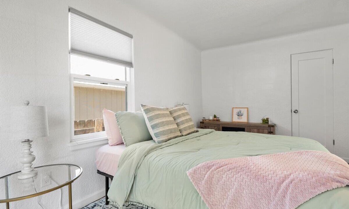 Photo of Bedroom in Central - Terry