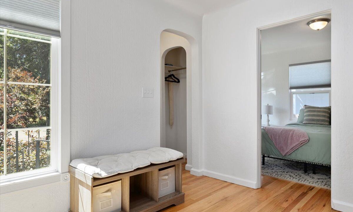 Photo of Bedroom in Central - Terry