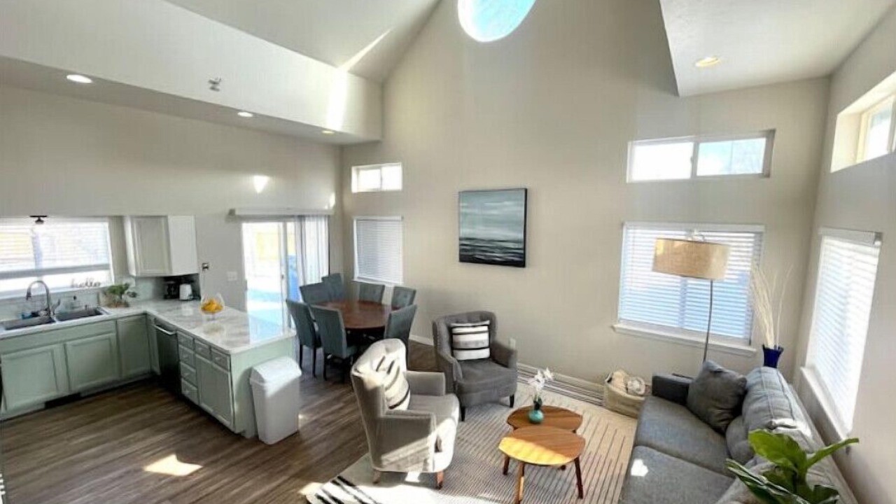 Photo of Livingroom in Pocatello