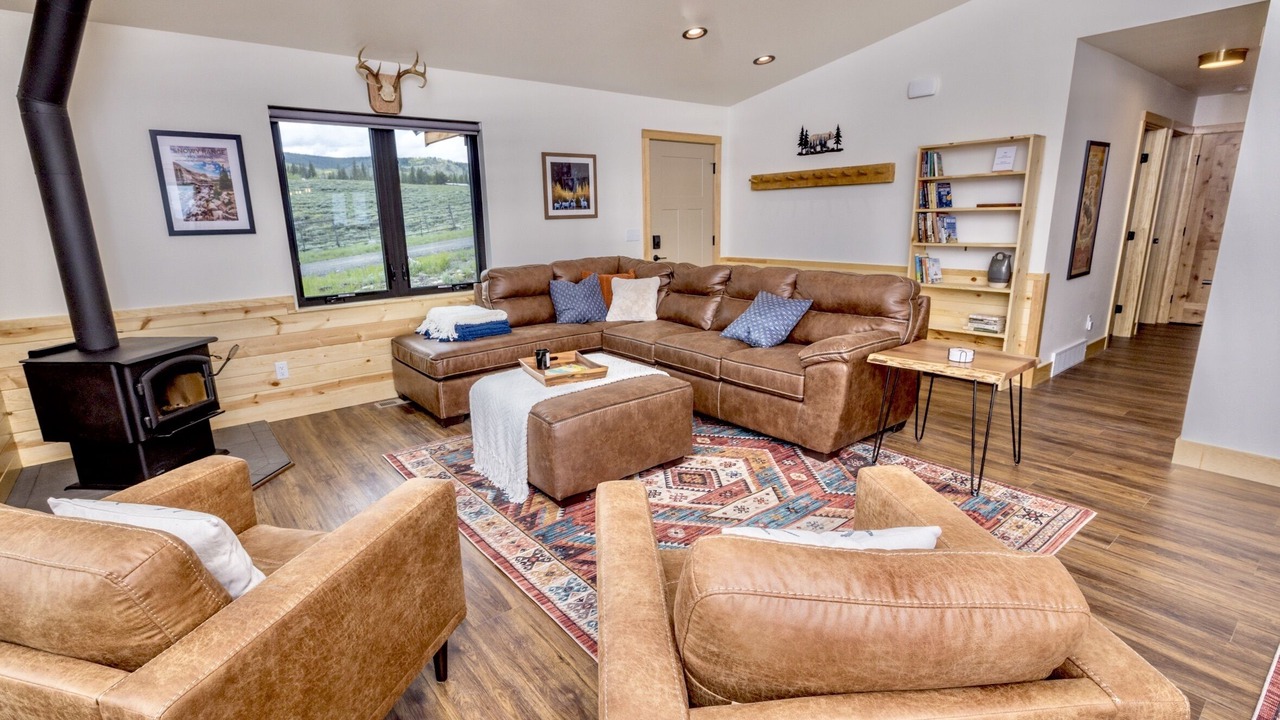 Photo of Livingroom in Centennial