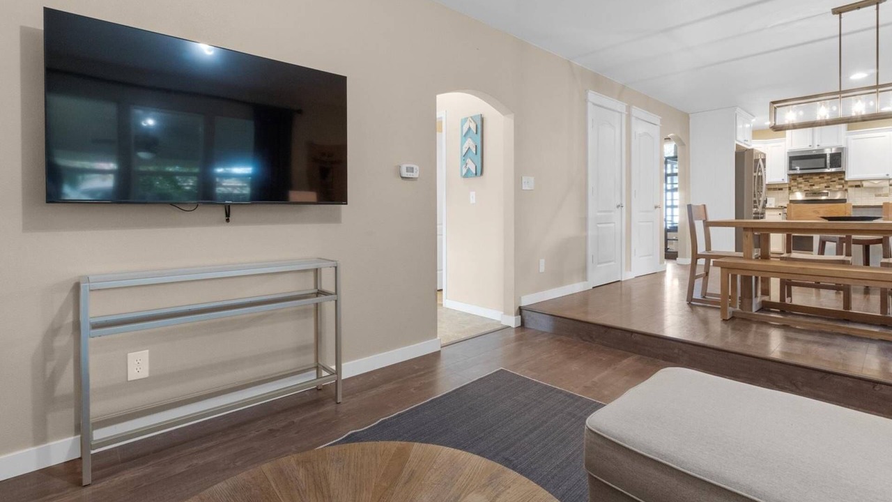 Photo of Bedroom in Eagle