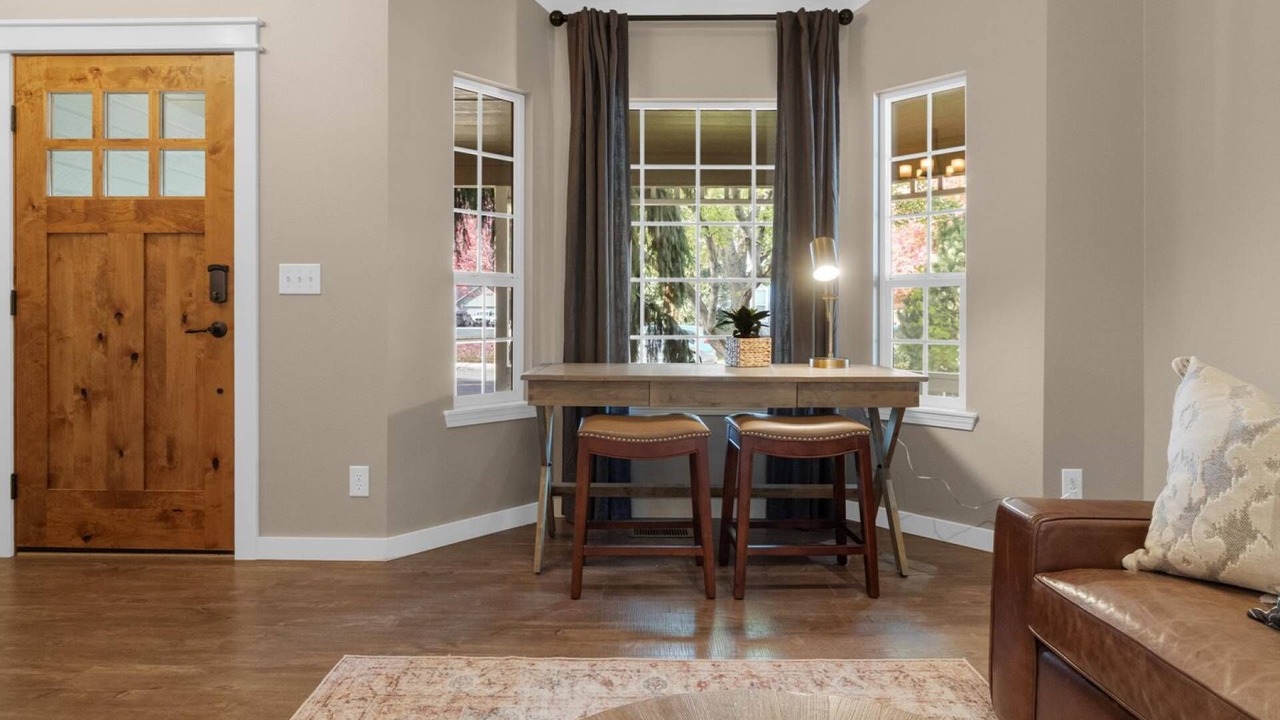 Photo of Bedroom in Eagle