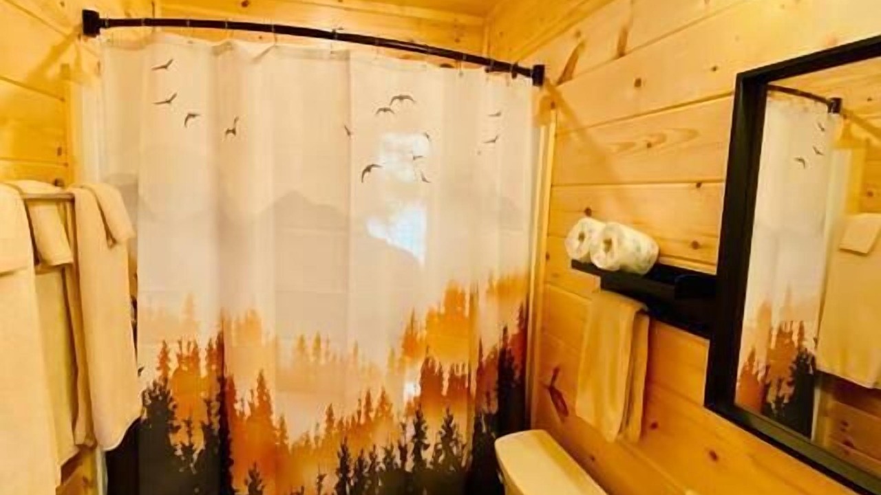 Photo of Bathroom in Stanton