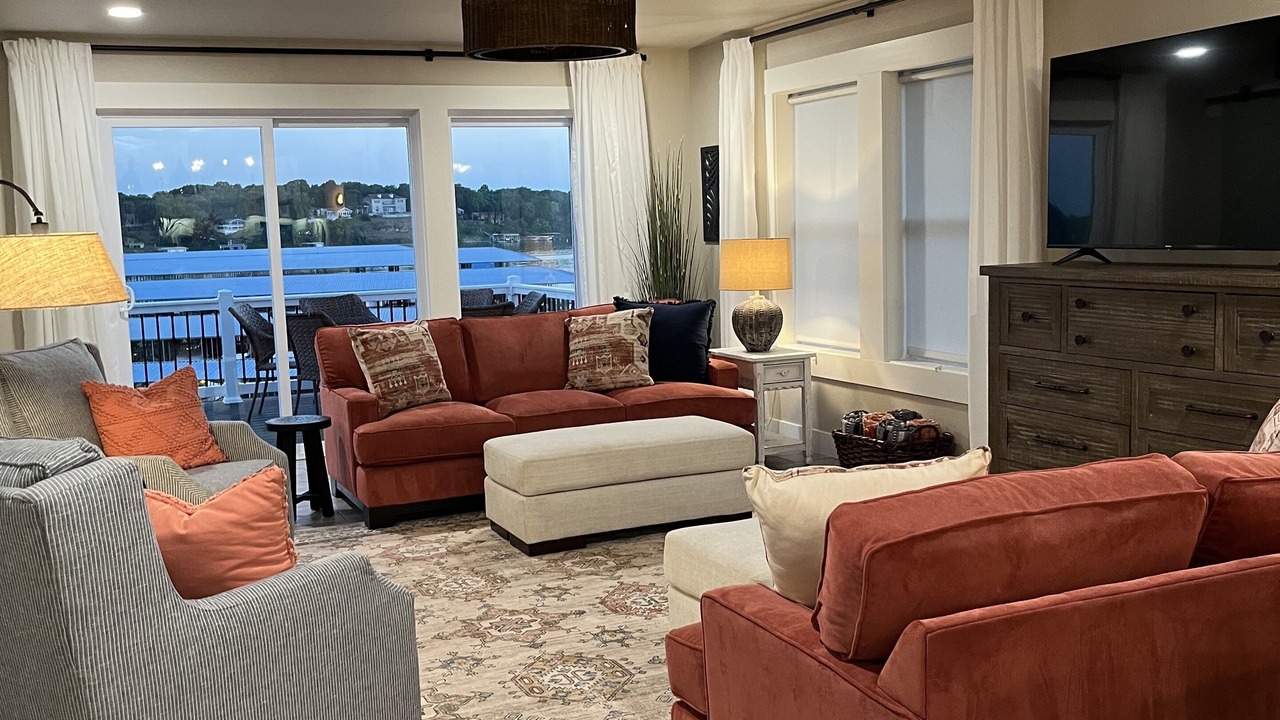 Photo of Livingroom in Grove