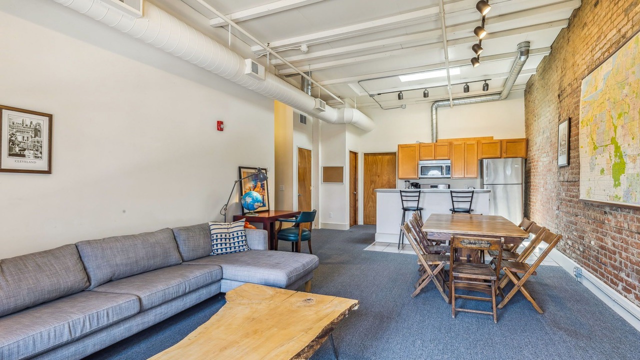 Photo of Livingroom in Ohio City