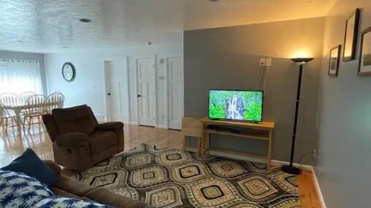 Photo of Livingroom in Cascade County