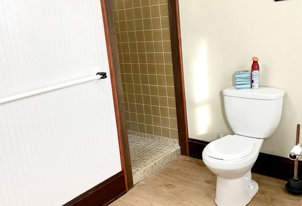 Photo of Bathroom in Belt