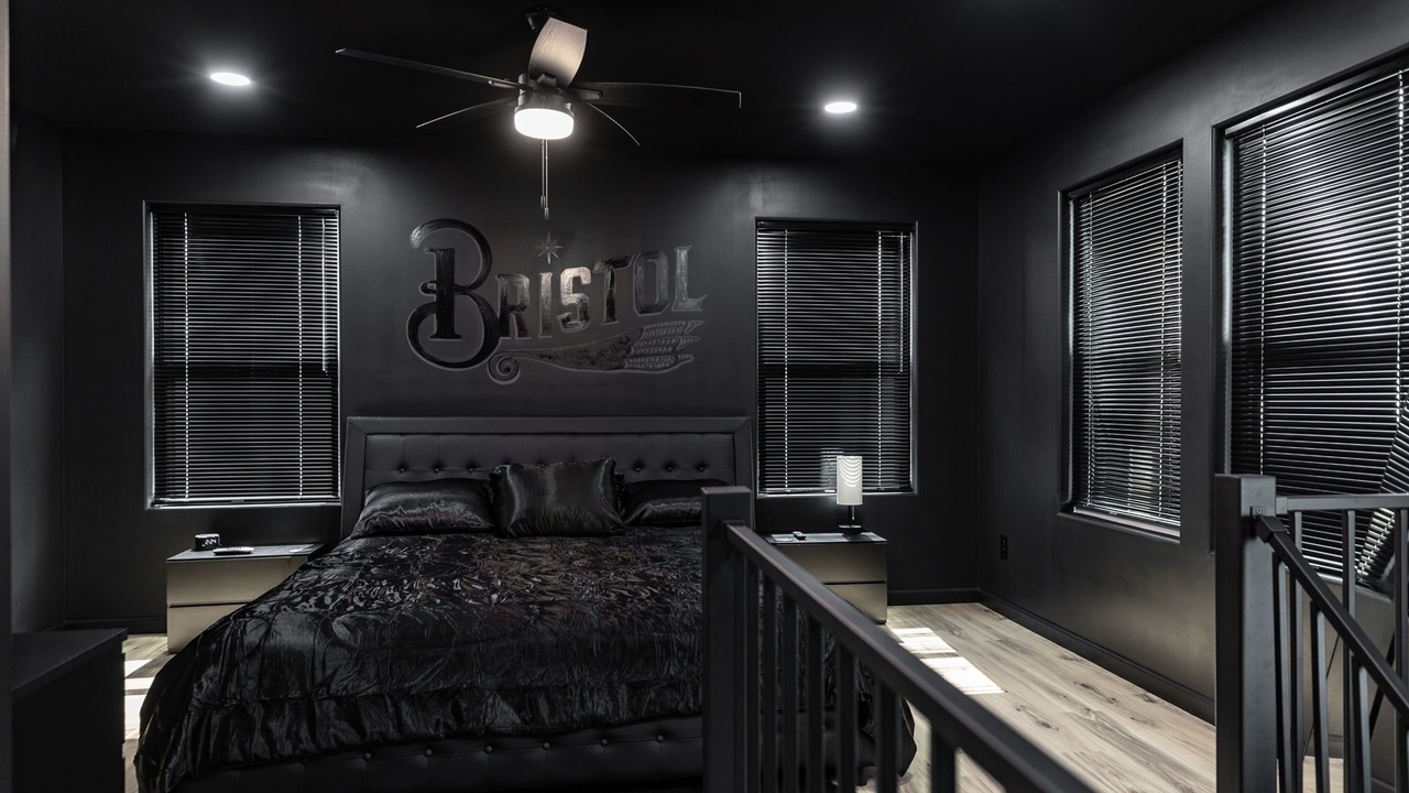 Photo of Bedroom in Bristol