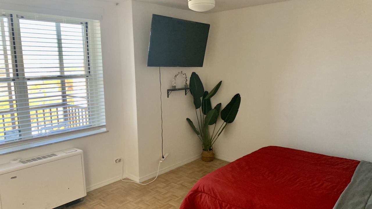 Photo of Bedroom in Peachtree Center