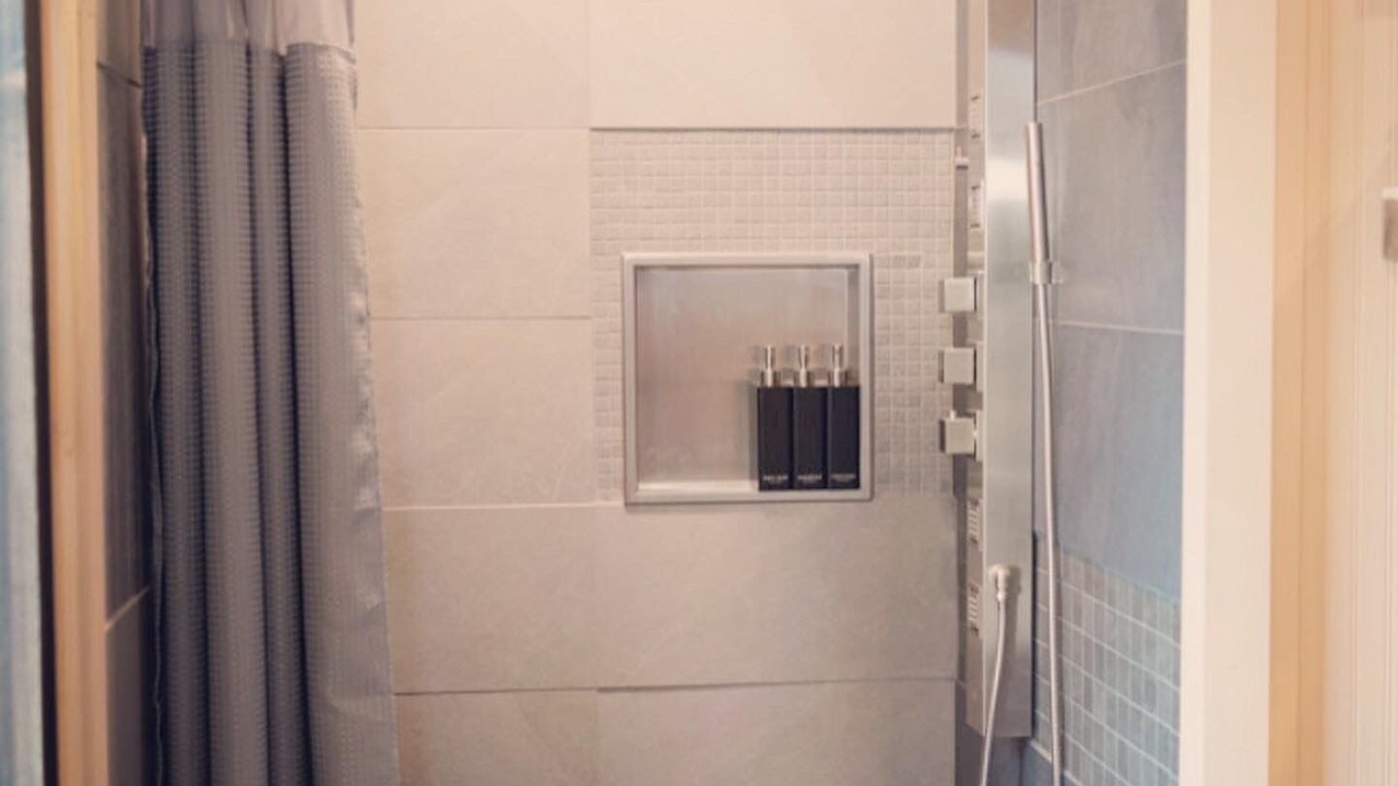 Photo of Bathroom in Lewistown