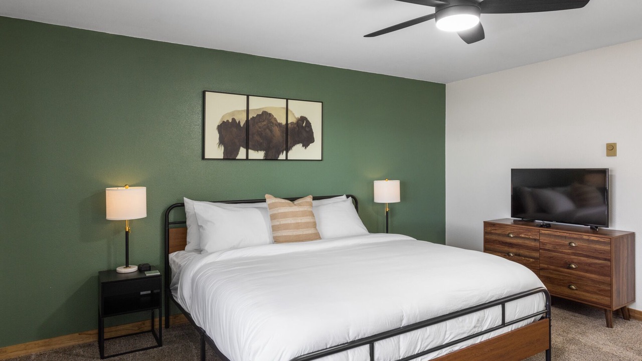 Photo of Bedroom in West Yellowstone