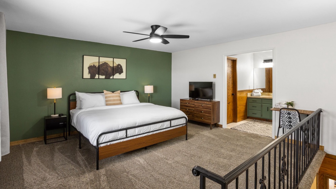 Photo of Bedroom in West Yellowstone