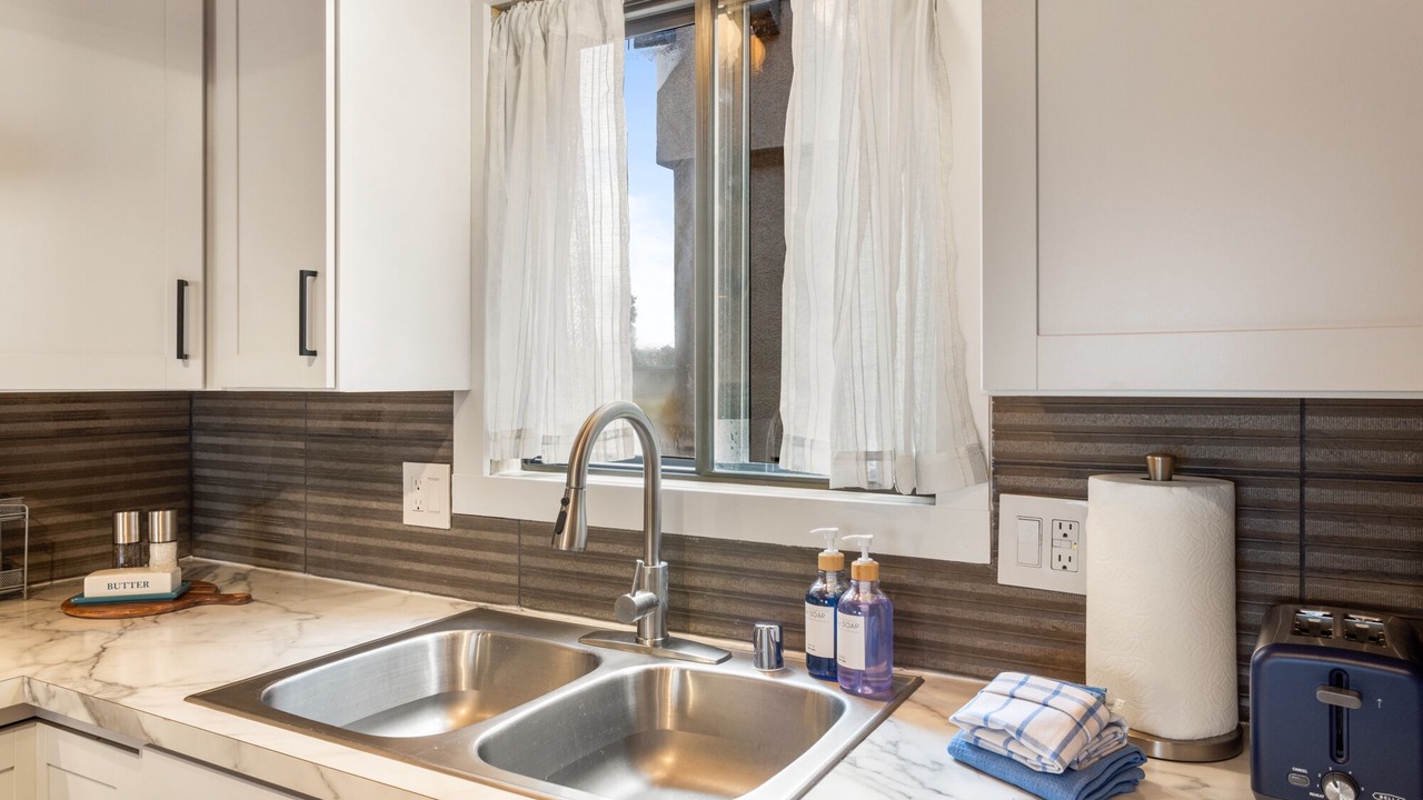 Photo of Kitchen in West Yellowstone