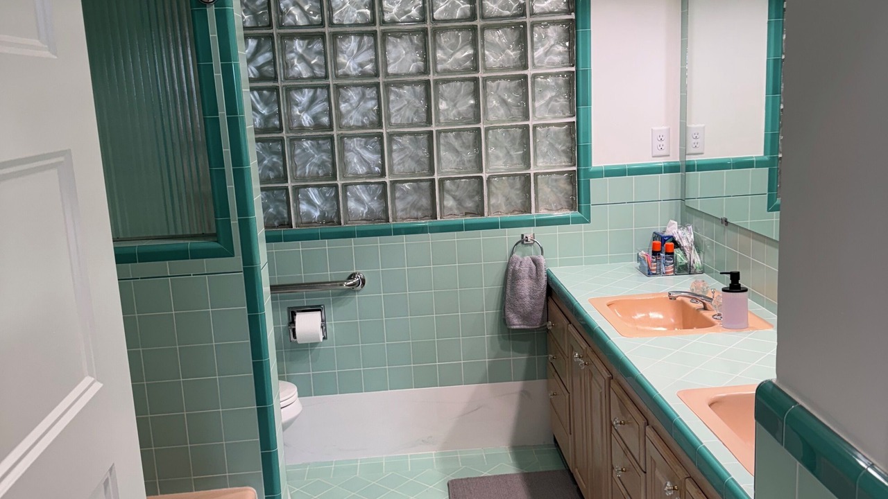 Photo of Bathroom in St. Anthony