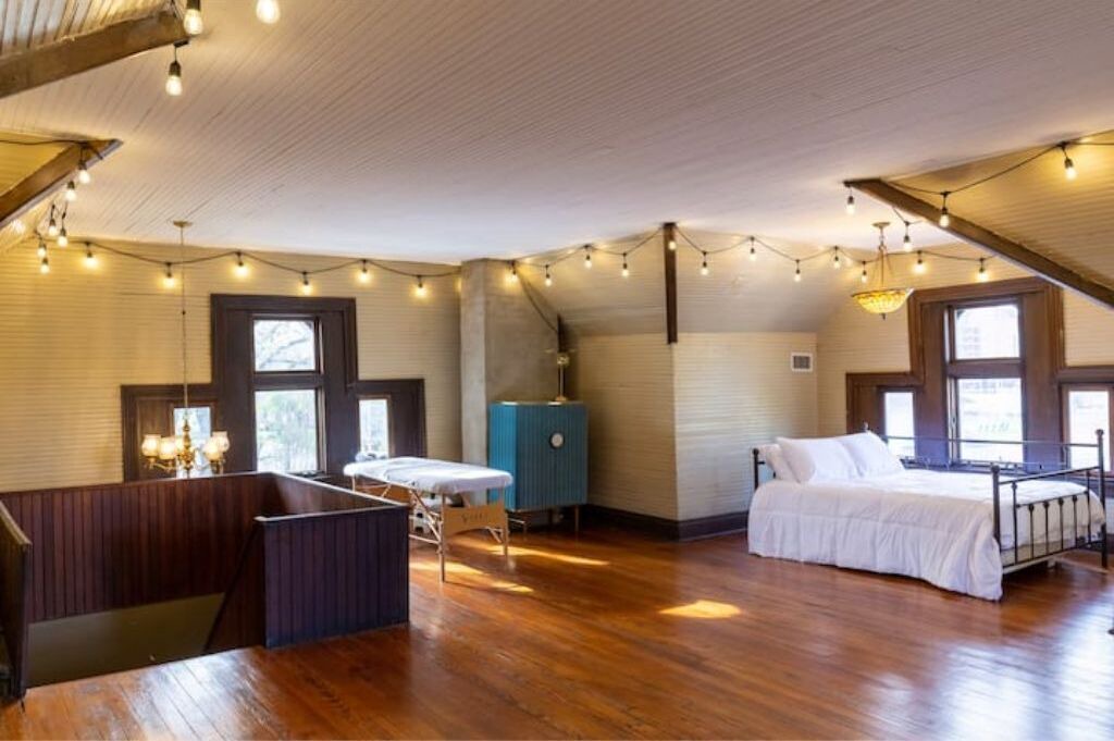 Photo of Bedroom in Central Gardens