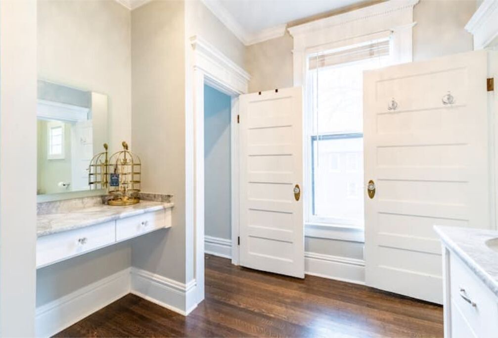Photo of Bathroom in Central Gardens