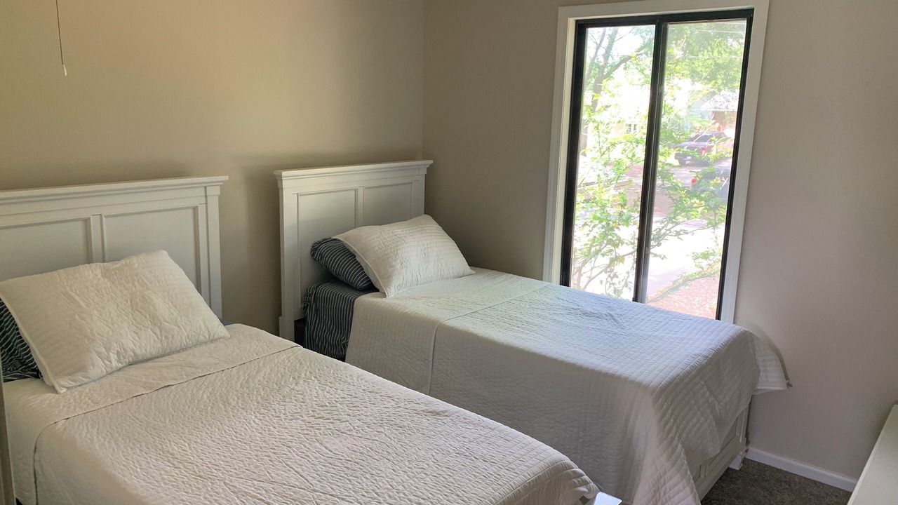 Photo of Bedroom in Lake Orion
