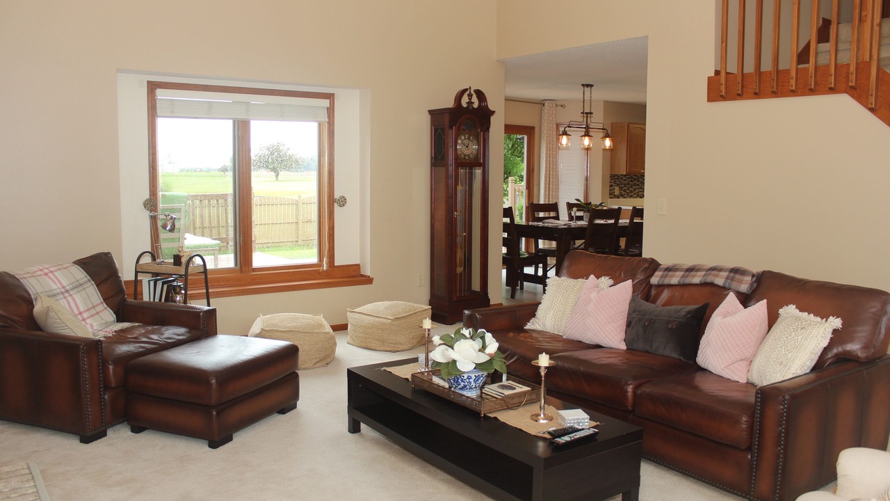 Photo of Livingroom in Saint Marys  Allen County