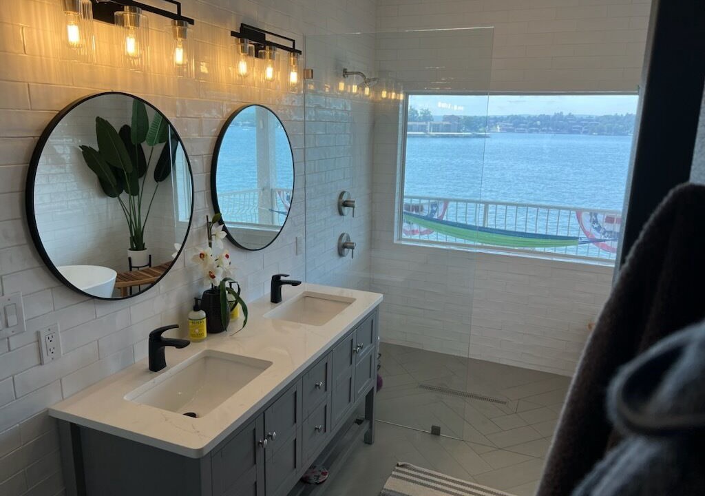 Photo of Bathroom in Mid America