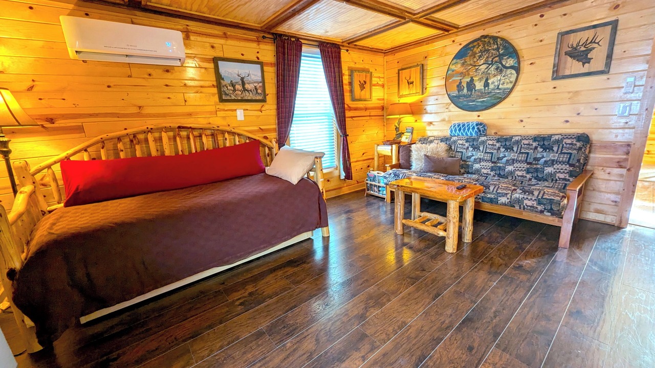 Photo of Livingroom in Gardiner