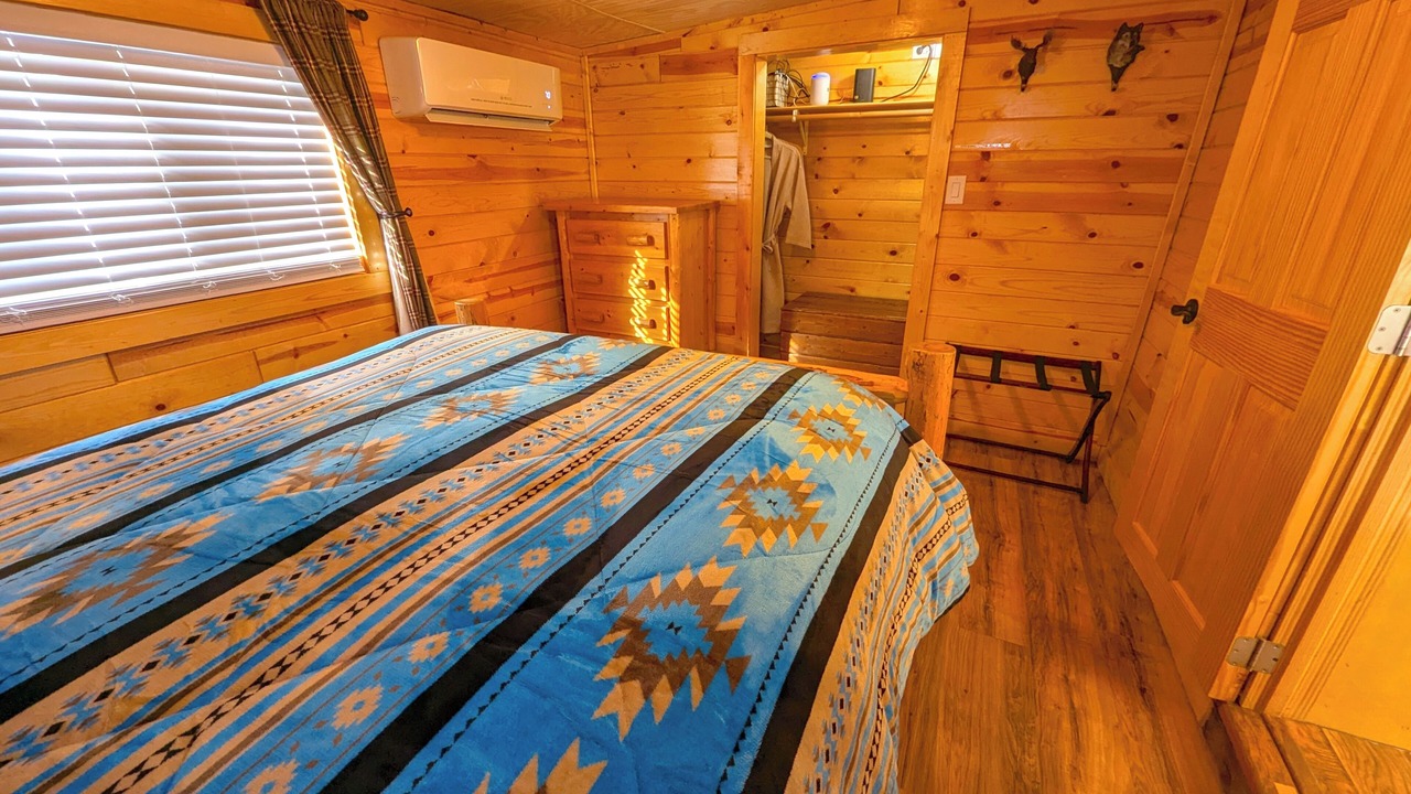 Photo of Bedroom in Gardiner