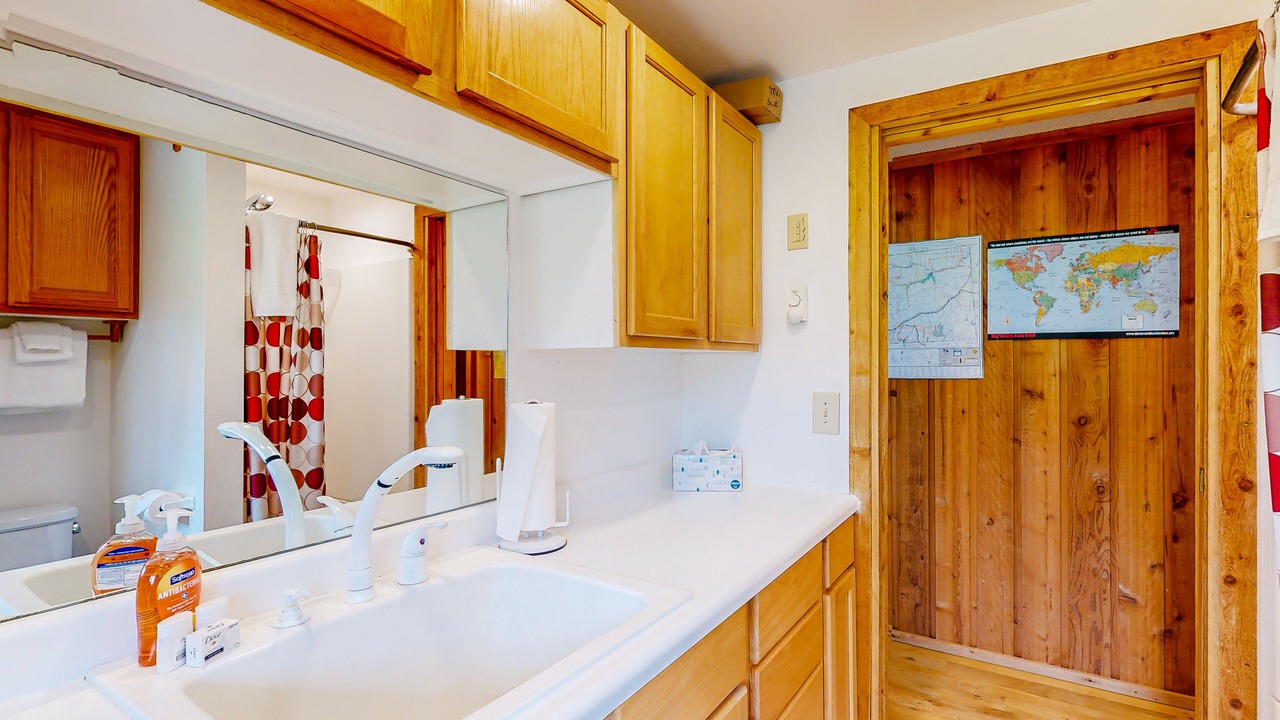 Photo of Bathroom in Big Arm