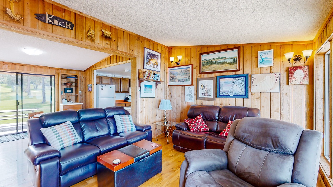 Photo of Livingroom in Big Arm