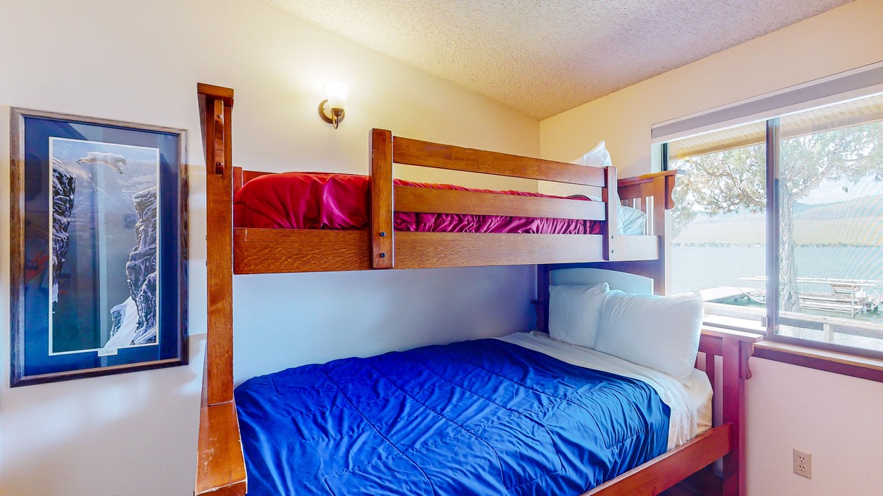 Photo of Bedroom in Big Arm