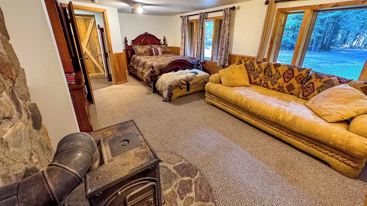 Photo of Bedroom in Blanchard