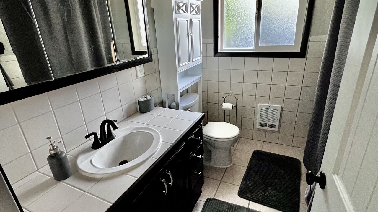 Photo of Bathroom in Lapoint