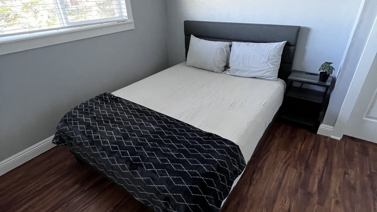 Photo of Bedroom in Lapoint