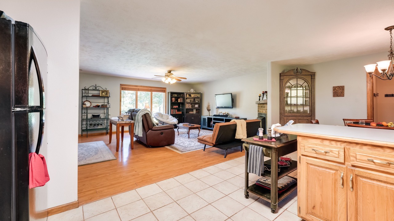 Photo of Livingroom in Squires