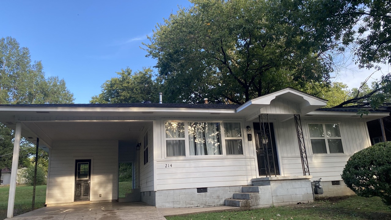 Photo of Outdoor in Van Buren