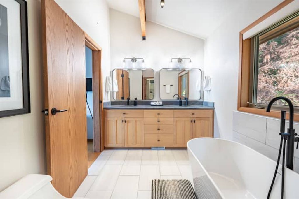 Photo of Bathroom in Harrison