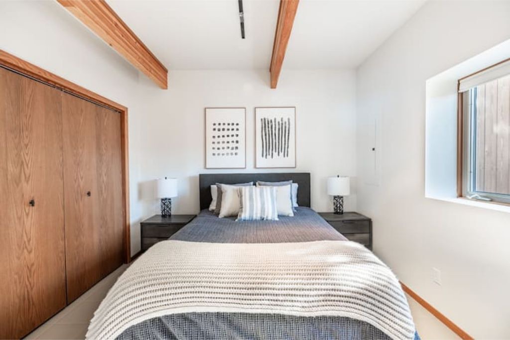 Photo of Bedroom in Harrison