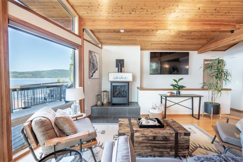 Photo of Livingroom in Harrison