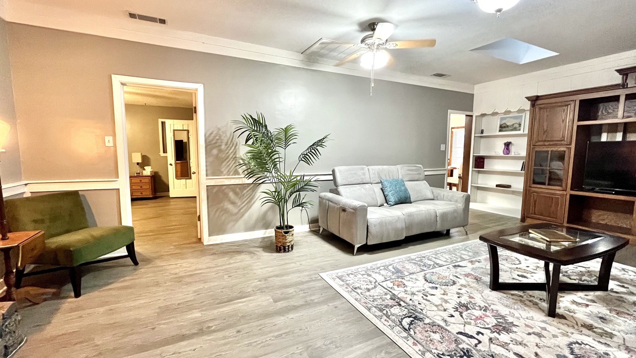 Photo of Livingroom in Ellendale