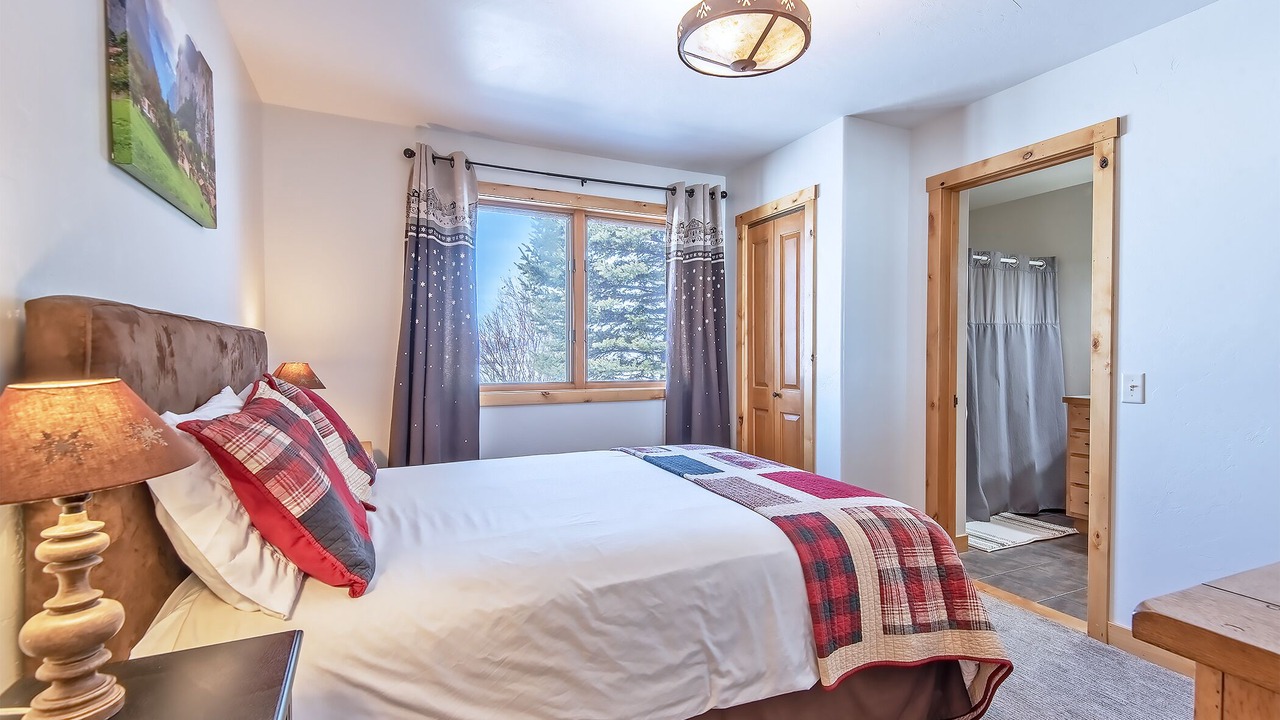 Photo of Bedroom in Driggs