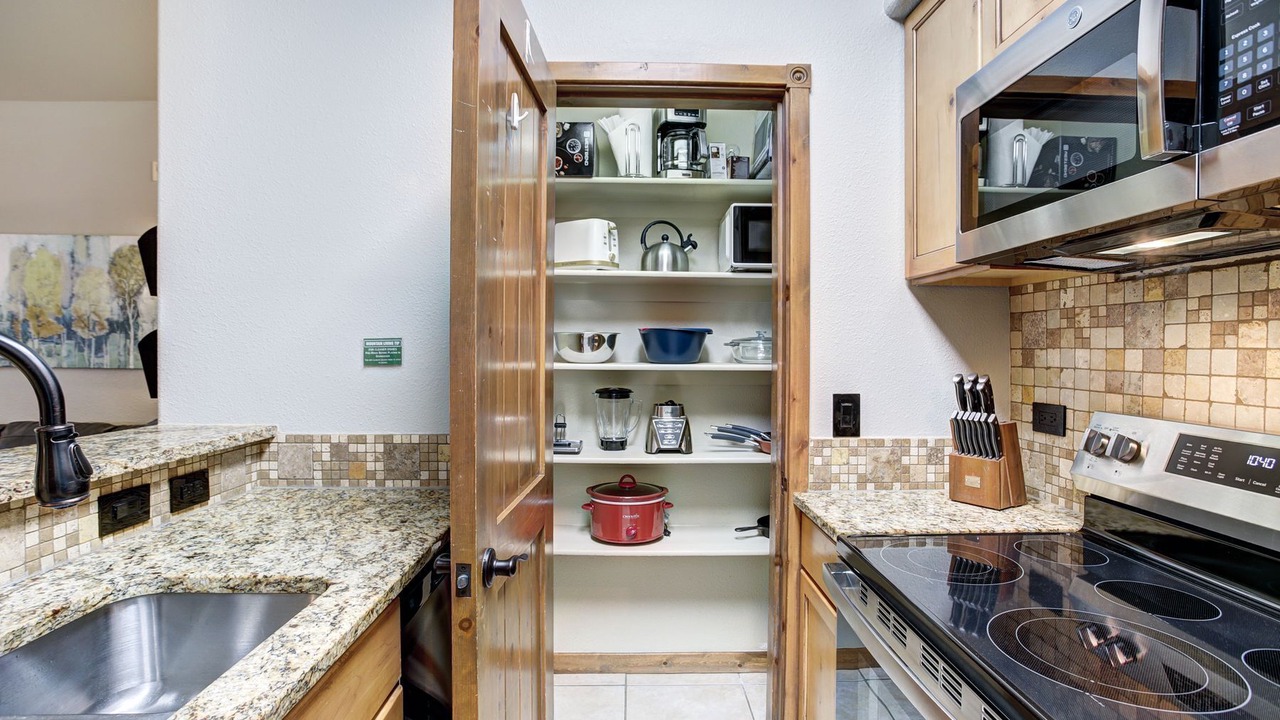 Photo of Kitchen in Four O'Clock