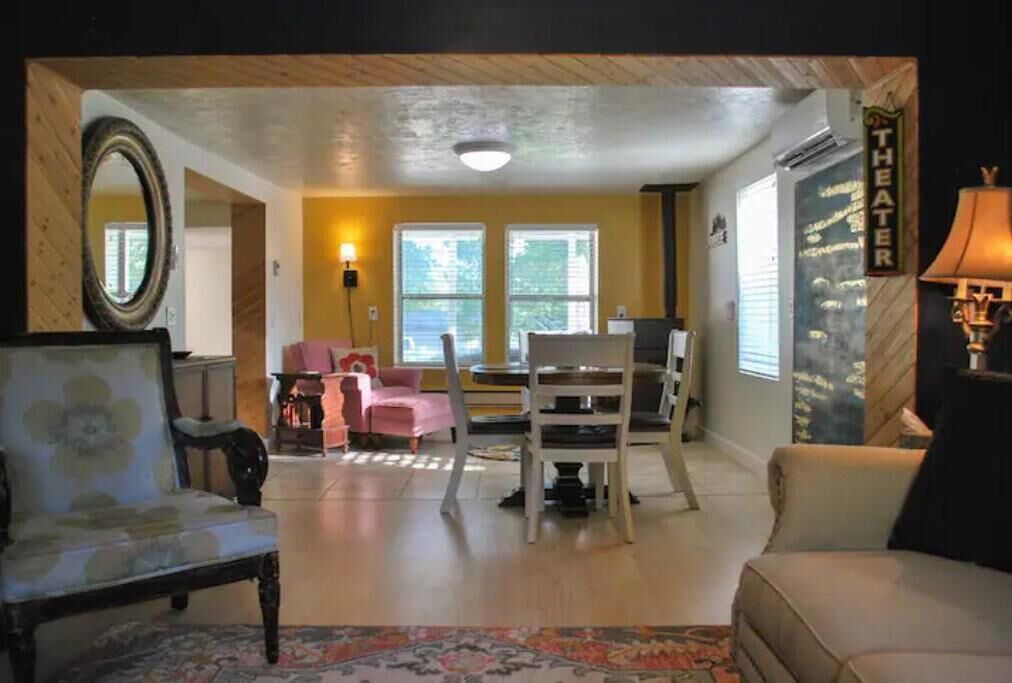 Photo of Livingroom in Manila