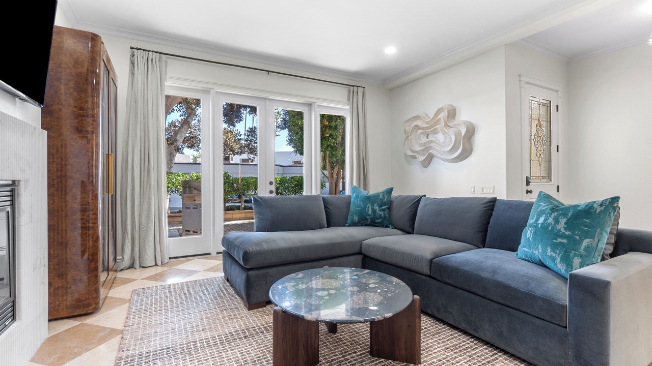 Photo of Livingroom in Corona del Mar