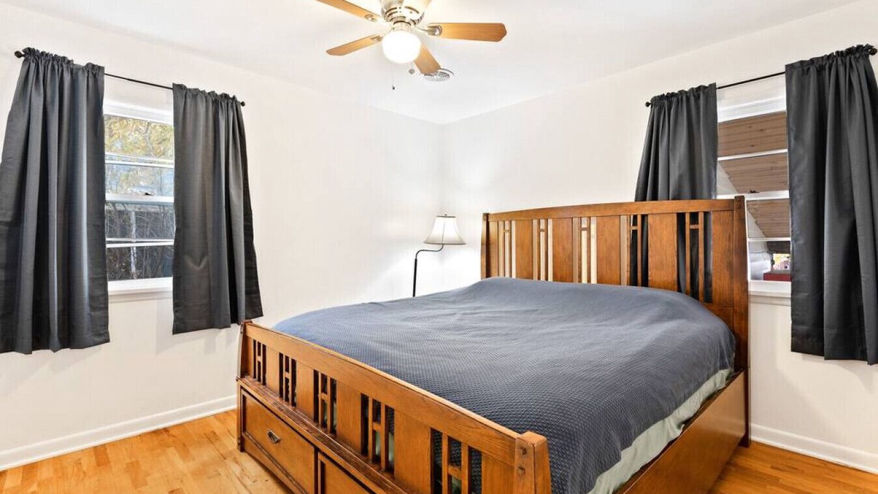Photo of Bedroom in Central - Terry