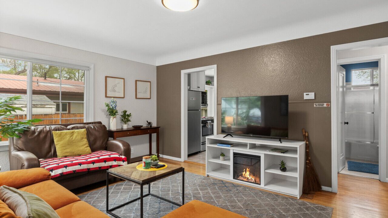 Photo of Bedroom in Central - Terry