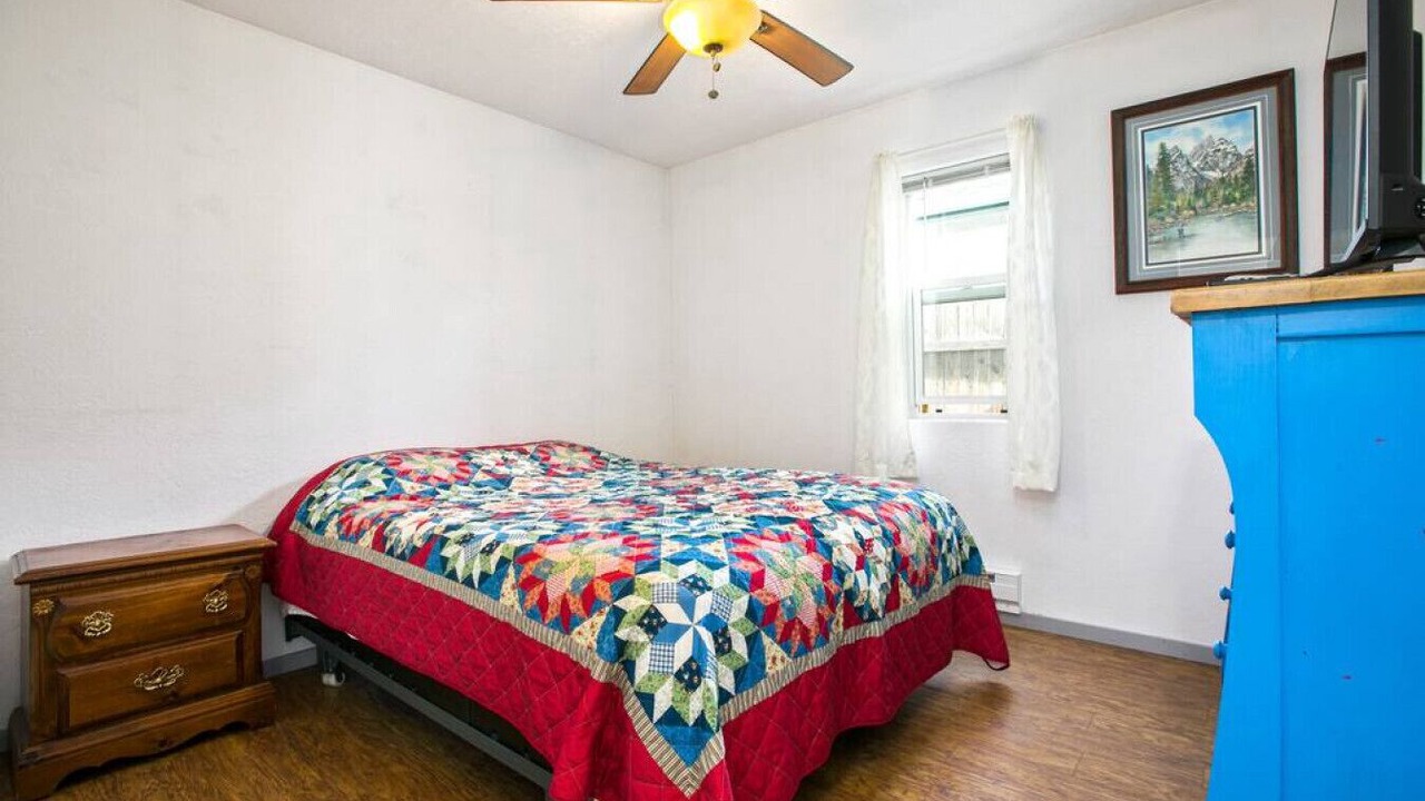 Photo of Bedroom in Central - Terry