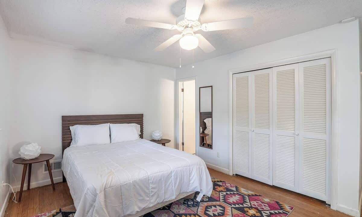 Photo of Bedroom in Forest Acres