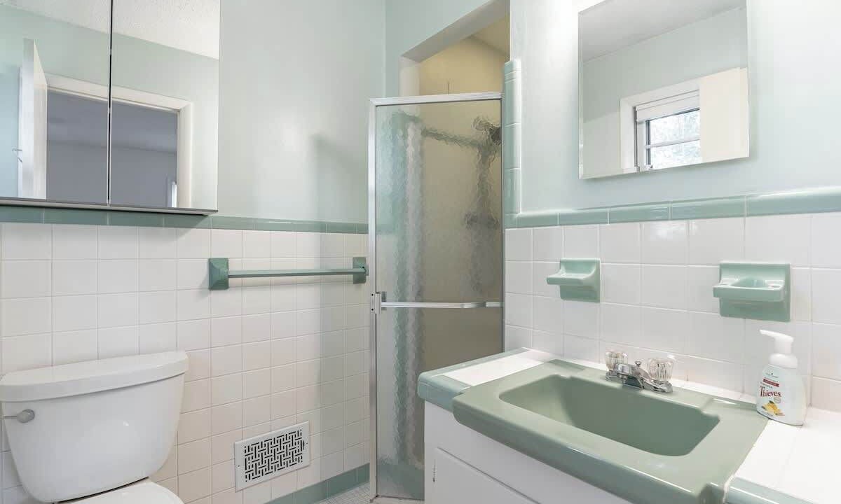 Photo of Bathroom in Forest Acres