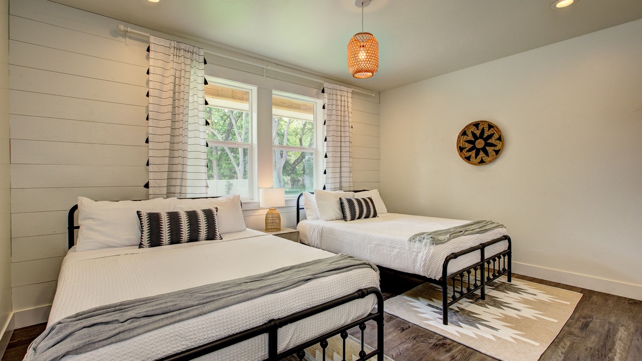 Photo of Bedroom in Maple Grove - Franklin