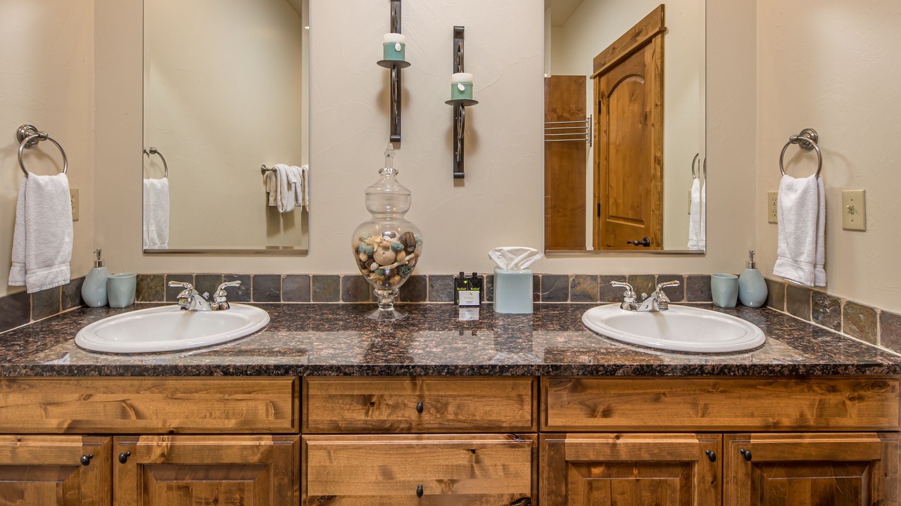 Photo of Bathroom in Big Sky